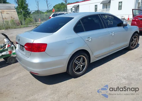 2013 Volkswagen Jetta 2.5L Se z USA, uszkodzony, nr VIN 3VWDP7AJ4DM377265